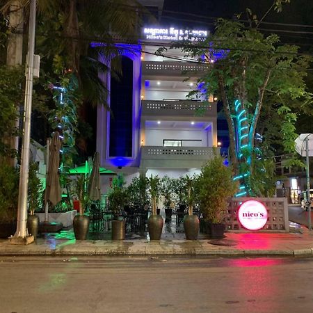 Nico'S Hotel And Skybar เสียมราฐ ภายนอก รูปภาพ
